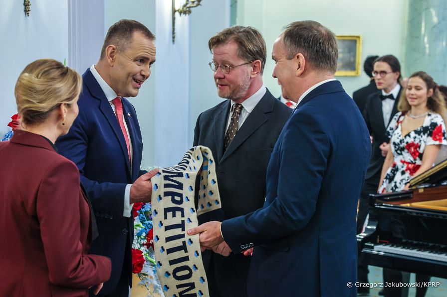 011_Para_Prezydencka_spotkanie_Laureaci_Finalisci_Jurorzy_konkursu_Chopinowskiego_20251022_GJA_1570.jpg