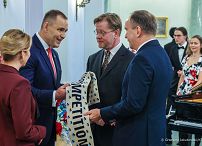 011_Para_Prezydencka_spotkanie_Laureaci_Finalisci_Jurorzy_konkursu_Chopinowskiego_20251022_GJA_1570.jpg
