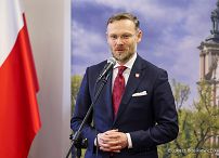 009_Minister_Zbigniew_Bogucki_udział w uroczystym przekazaniu promesy SKOZK klasztorowi OO Paulinów Na Skałce_27-10-2025_LB_21213.jpg.JPG