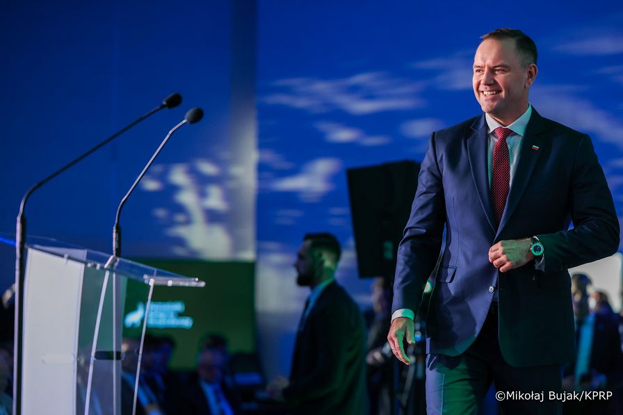 006_Prezydent_Karol_Nawrocki_Poznański_Kongres_Gospodarczy_27-10-2025_MWB20781.jpg.JPG