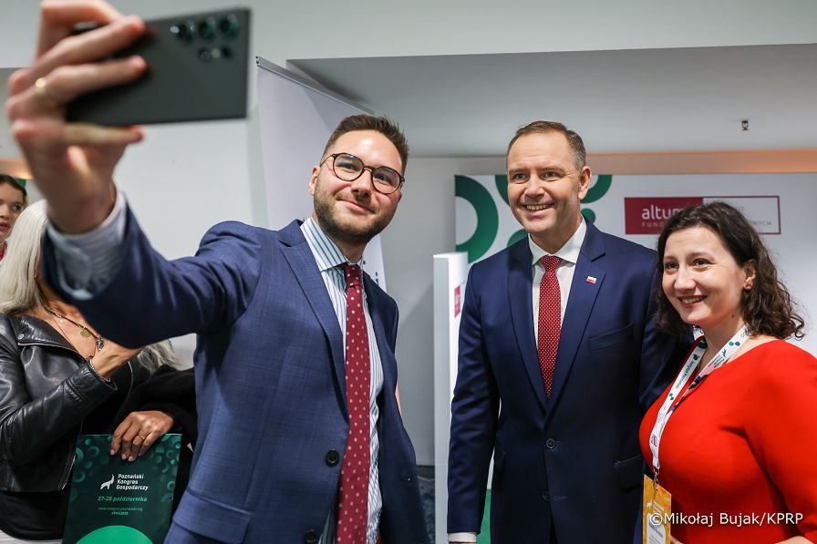 015_Prezydent_Karol_Nawrocki_Poznański_Kongres_Gospodarczy_27-10-2025_MWB10728.jpg.JPG