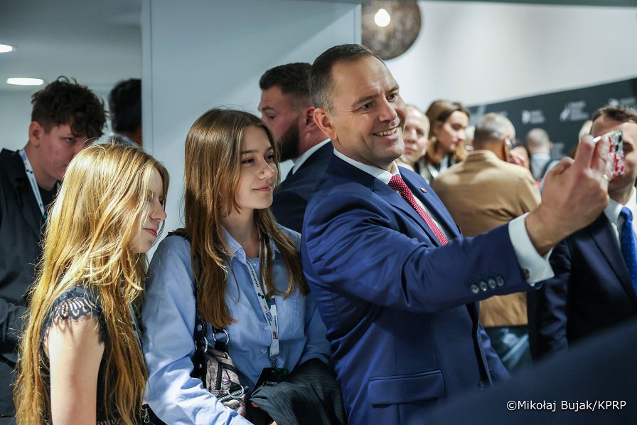 022_Prezydent_Karol_Nawrocki_Poznański_Kongres_Gospodarczy_27-10-2025_MWB11920.jpg.JPG
