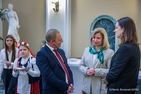 007_Minister_Agnieszka_Jędrzak_Spotkanie z dziećmi polskiego pochodzenia z Żytomierza_29-10-2025_MB1_8904.jpg