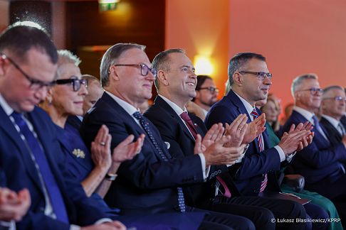 04_Karol_Nawrocki_gala_tygodnika_WSieci_20251029__B_13690.jpg