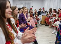005_Pierwsza_Dama_Marta_Nawrocka_Sulisławice_w spotkaniu z Dziecięcym Kołem Gospodyń Wiejskich i Gospodarzy oraz z KGW i G Sulisławice_30-10-2025_7C6A3011.jpg
