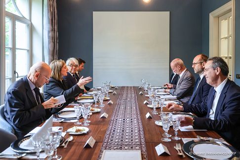 001_Minister_Marcin_Przydacz_spotkanie_Ambasadorzy_G7_20251006_LB_27307.jpg