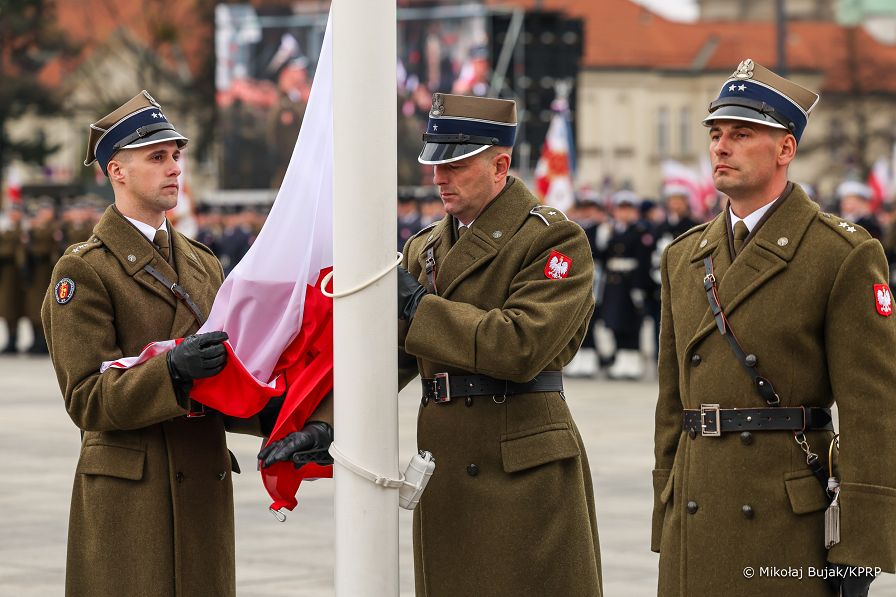 008_a_Prezydent_Karol_Nawrocki_odprawa_warty_Grob_Nieznanego_Zolnierza _20251111_MWB22084.jpg
