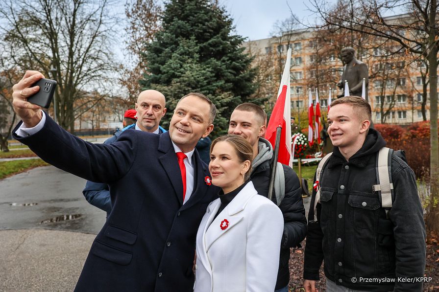 007_Para_Prezydencka_wience_pomniki_Ojcow_Niepodleglosci_20251111_PK1_0837.jpg
