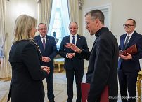 002_Minister_Agnieszka_Jędrzak_Odznaczenie_Ks_Mirosław_Wachowski_12-11-2025_LB_26823.jpg.JPG