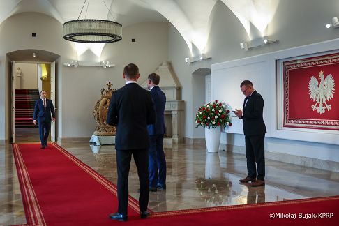 001_Prezydent_Karol_Nawrocki_oświadczenie dla mediów_12-11-2025_MWB16551.jpg.JPG