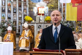 006_Minister_Wojciech_Kolarski_jubileusz_90_urodziny_ksiadz_Jan_Sikorski_20251112_MB1_1983.jpg