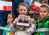 014_Prezydent_Karol_Nawrocki_100_dni_dla_Polski_100_dni_dla_Polakow_Cover_20251114_MWB10031.jpg