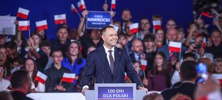 002_Prezydent_Karol_Nawrocki_100_dni_dla_Polski_100_dni_dla_Polakow_Cover_20251114_1S5A0009.jpg