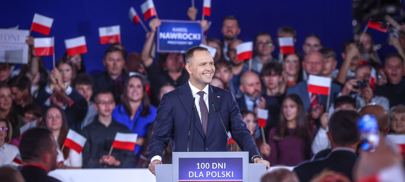 002_Prezydent_Karol_Nawrocki_100_dni_dla_Polski_100_dni_dla_Polakow_Cover_20251114_1S5A0009.jpg
