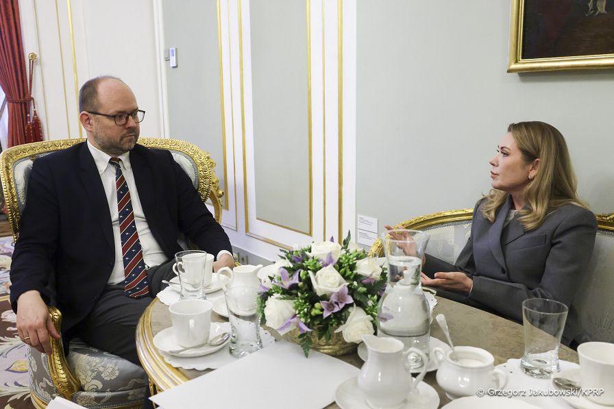 02_Marcin_Przydacz_Violeta _Agrici_Ambasador_Moldawi_20251117_1S5A0499.jpg