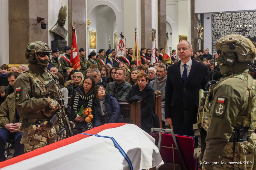 011_Minister_Wojciech_Kolarski_pogrzeb_sp_pplk_Zbigniewa_Wieslawa_Ostoi_Rylskiego_ps_Brzoza_20251118_1S5A0734.jpg
