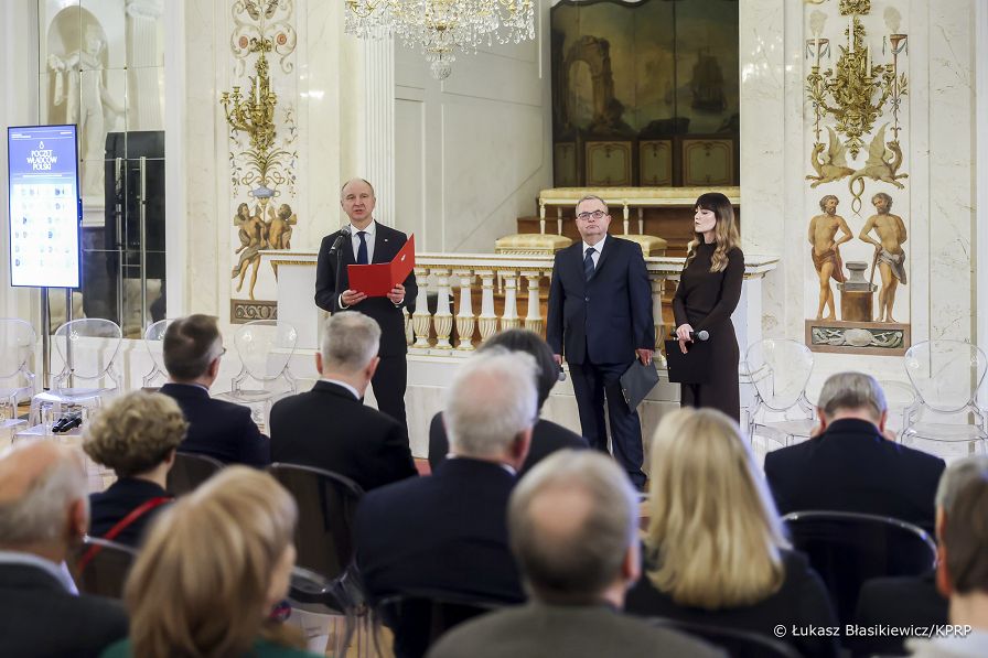 08_Wojciech_Kolarski_inauguracja_serii_wydawniczej_Poczet_Wladcow_Polskich_20251118_LB_29894.jpg
