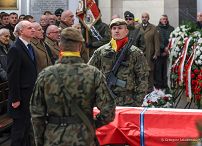 003_Minister_Wojciech_Kolarski_pogrzeb_sp_pplk_Zbigniewa_Wieslawa_Ostoi_Rylskiego_ps_Brzoza_20251118_GJA_1687.jpg