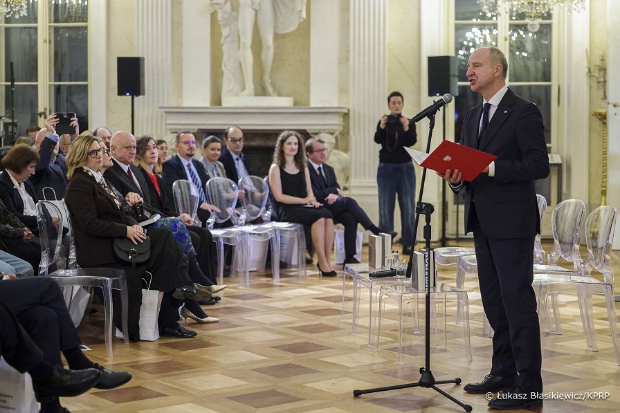 04_Wojciech_Kolarski_inauguracja_serii_wydawniczej_Poczet_Wladcow_Polskich_20251118_LB_29814.jpg
