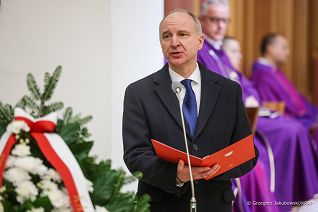 009_Minister_Wojciech_Kolarski_pogrzeb_sp_pplk_Zbigniewa_Wieslawa_Ostoi_Rylskiego_ps_Brzoza_20251118_GJA_1784.jpg