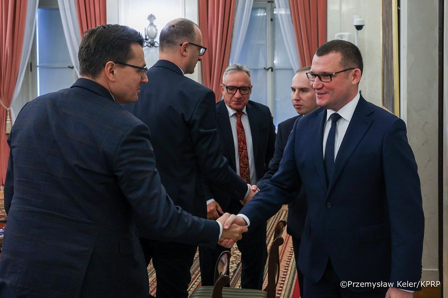 001_Minister_Paweł_Szefernaker_Minister_Adam_Andruszkiewicz_Spotkanie z przedstawicielami samorządu terytorialnego_21-11-2025_PK1_5303.jpg.JPG