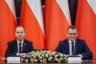 004_Minister_Paweł_Szefernaker_Minister_Adam_Andruszkiewicz_Spotkanie z przedstawicielami samorządu terytorialnego_21-11-2025_PK2_2593.jpg.JPG