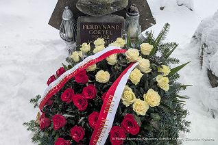 001_Wiazanka_grob_Ferdynand_Goetel_20251121_PXL_20251121_130755605.MP-Edytuj.jpg