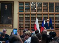 006_Prezydent_Karol_Nawrocki_Wykład na Uniwersytecie Karola_24-11-2025_MWB23127.jpg