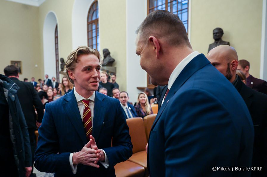 014_Prezydent_Karol_Nawrocki_Wykład na Uniwersytecie Karola_24-11-2025_MWB17402.jpg