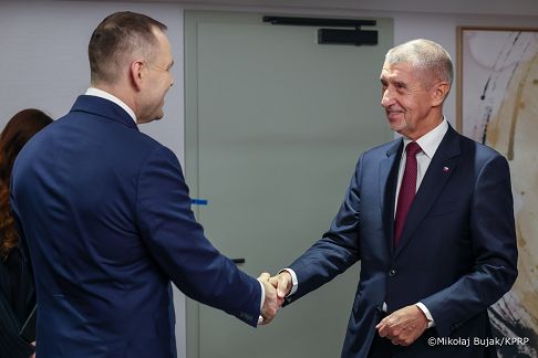 015_Prezydent_Karol_Nawrocki_Spotkanie Andrej Babis_24-11-2025_MWB17475.jpg