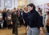 001_Pierwsza_Dama_Marta_Nawrocka_Wizyta_Szkoła_polska_św_Jadwigi_w_Pradze_24-11-2025_7C6A1494.jpg