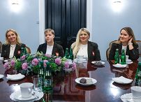 009_Prezydent_Karol_Nawrocki_spotkanie_szachistki_20251125_PK1_5923.jpg