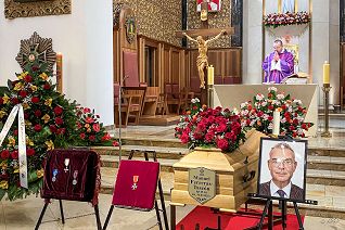 001_Pogrzeb_Manuel_Ferrerasa_Tascon_20251125_pogrzeb 25.11.2025.jpg