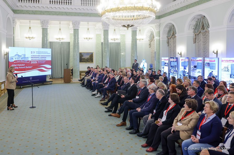 007_Minister_Agnieszka_Jedrzak_spotkanie_uczestnicy_II_Swiatowego_Zgromadzenia_Prezesow_i_Liderow_Organizacji_Polonii_2025_20251127_LB_27219.jpg