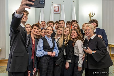 005_Prezydentowa_Marta_Nawrocka_spotkanie_mlodziez_polonijna_Chicago_20251127_7C6A9206.jpg