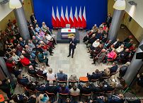 007_Prezydent_Karol_Nawrocki_Podpisanie_ustawa_godna_emerytura_03-11-2025_PK1_7999.jpg