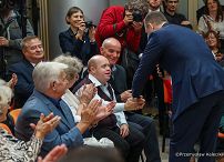 004_Prezydent_Karol_Nawrocki_Podpisanie_ustawa_godna_emerytura_03-11-2025_PK1_7950.jpg