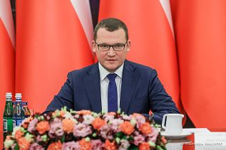 003_Minister_Pawel_Szefernaker_spotkanie_Bezpieczenstwo_medyczne_Polski_20251105_PK2_1254.jpg