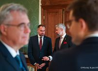 014_Prezydent Karol_Nawrocki_Wizyta_Słowacja_Prezydent_Słowacji_Peter_Pellegrini_spotkanie_delegacji_05-11-2025_MWB24428.jpg