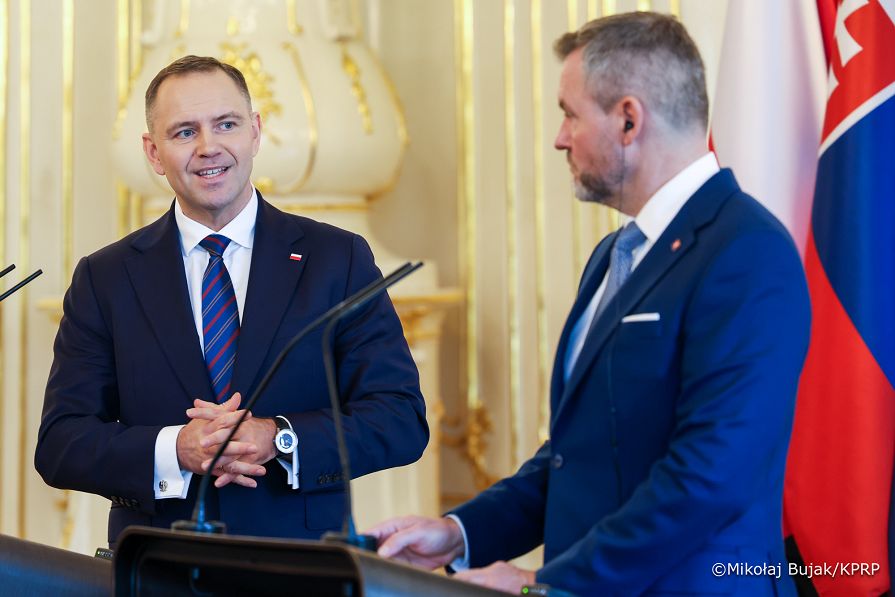 022_Prezydent Karol_Nawrocki_Wizyta_Słowacja_Prezydent_Słowacji_Peter_Pellegrini_konferencja_prasowa_05-11-2025_MWB24796.jpg