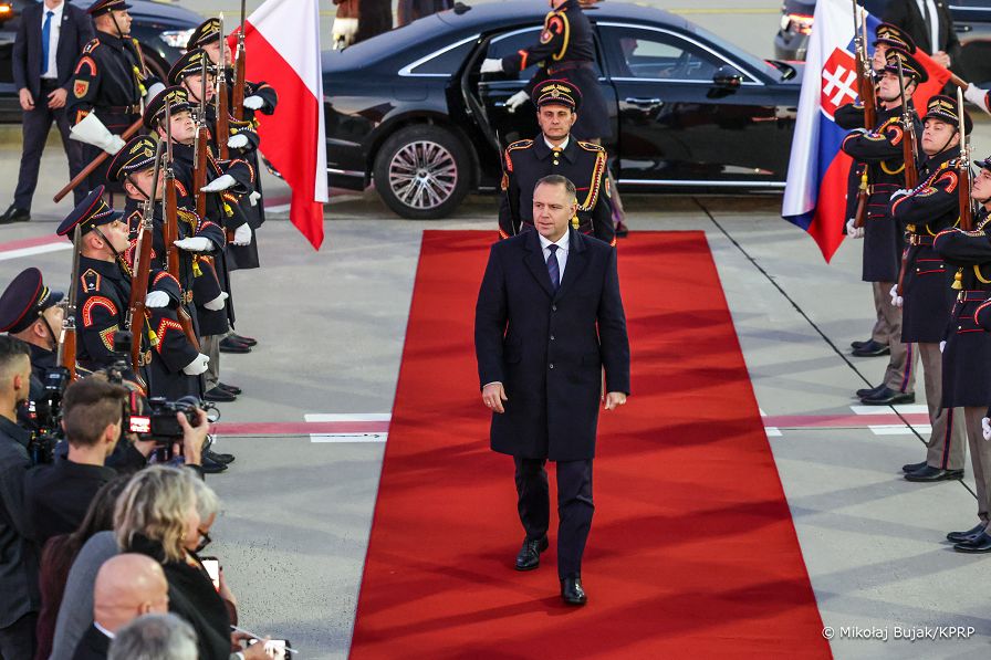 014_Prezydent_Karol_Nawrocki_Slowacja_pozegnanie_20251105_MWB29415.jpg