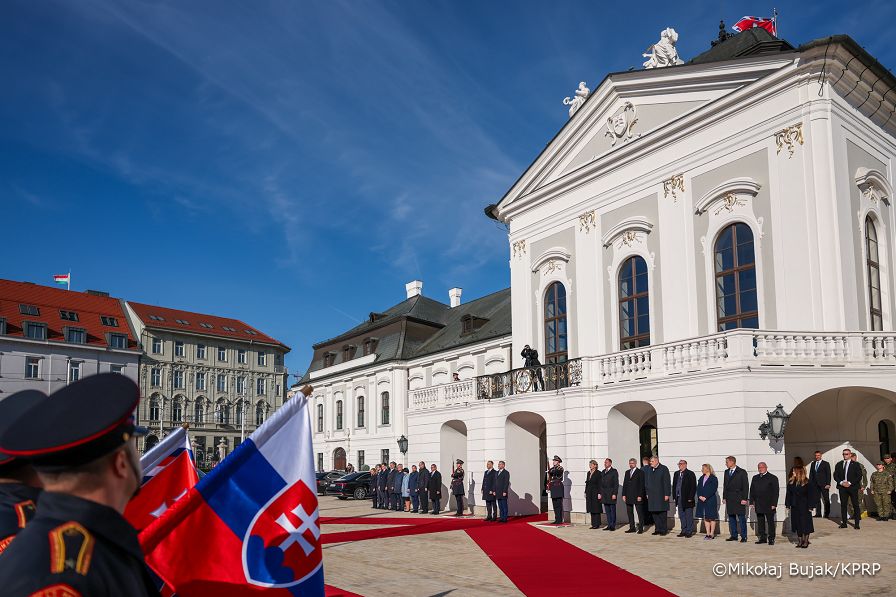 002_Prezydent Karol_Nawrocki_Wizyta_Słowacja_Prezydent_Słowacji_Peter_Pellegrini_05-11-2025_MWB15608.jpg