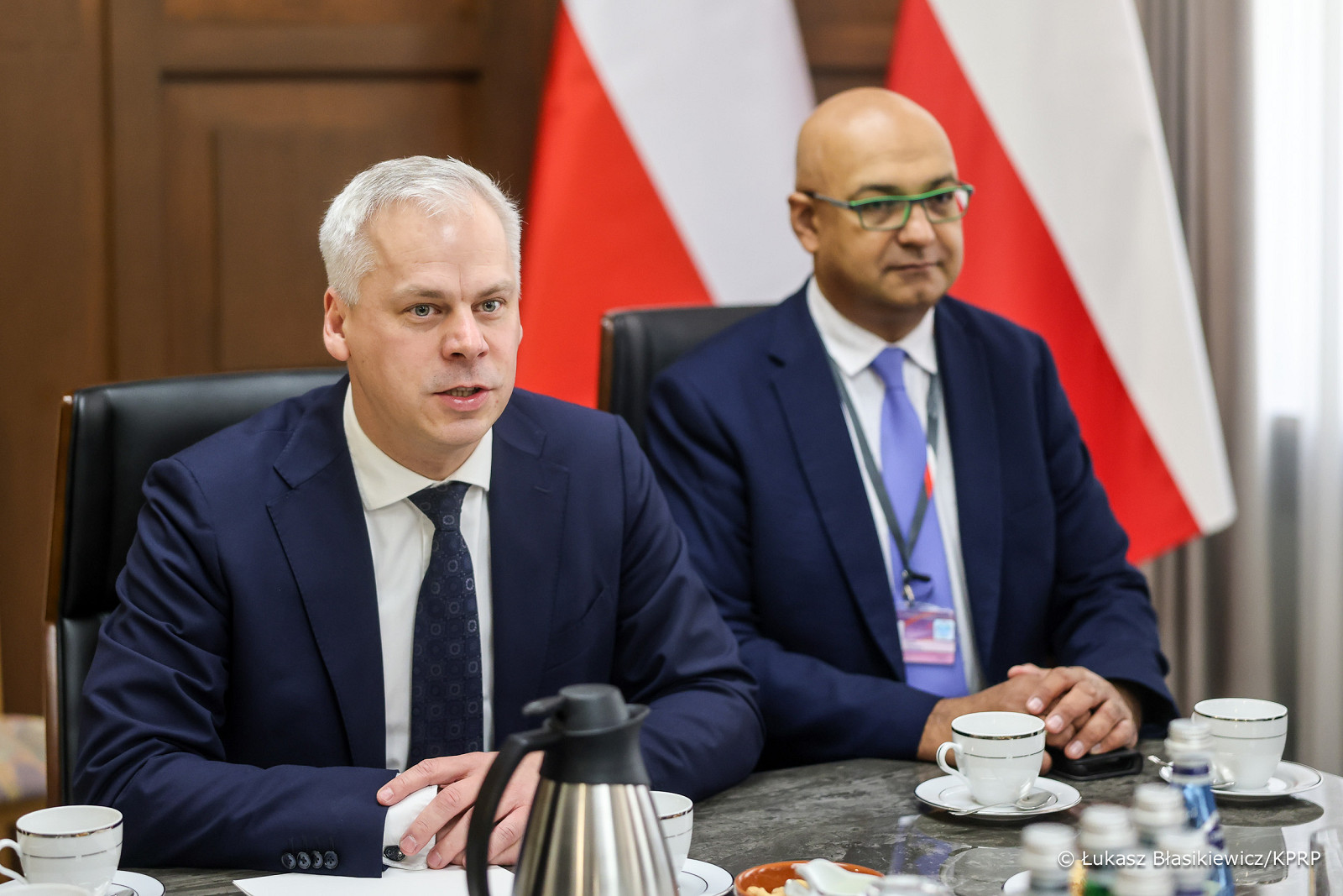 002_Minister_Karol_Rabenda_doradca_Alvin_Gajadhur_BAS_spotkanie_przedstawiciele_strona_spoleczna_20251106_LB_24883.jpg [685.92 KB]