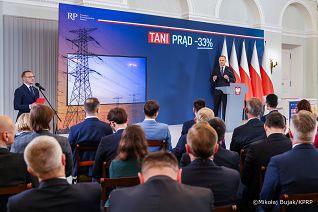 001_Prezydent_Karol_Nawrocki_Podpisanie inicjatywy ustawodawczej  dotyczącej cen prądu_07-11-2025_MWB10735.jpg-1.JPG