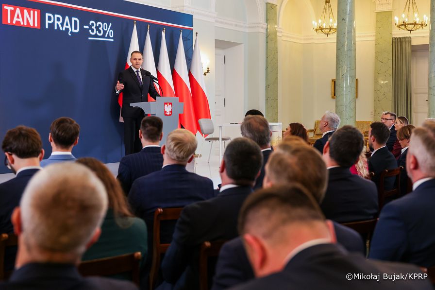 003_Prezydent_Karol_Nawrocki_Podpisanie inicjatywy ustawodawczej  dotyczącej cen prądu_07-11-2025_MWB10702.jpg.JPG