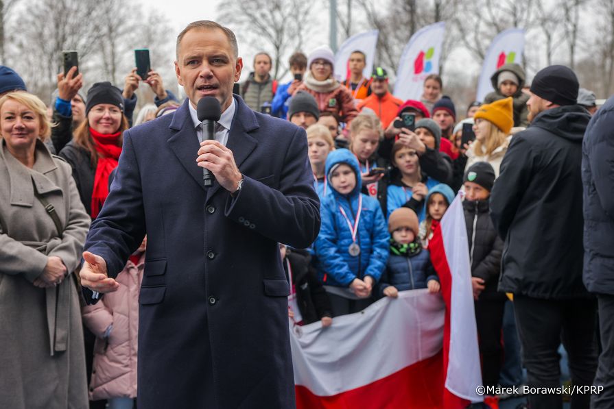 017_Prezydent_Karol_Nawrocki_Kętrzyńskie Biegi Trójka Niepodległości_08-11-2025_MB1_0620.jpg