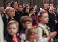 007_Pierwsza_Dama_Marta_Nawrocka_Paryż_Inauguracja_Kaplicy Polskiej i ponownego wprowadzenia do niej Ikony Matki Bożej Częstochowskiej_08-11-2025_7C6A6478.jpg