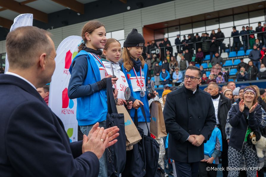 021_Prezydent_Karol_Nawrocki_Kętrzyńskie Biegi Trójka Niepodległości_08-11-2025_MB1_0864.jpg