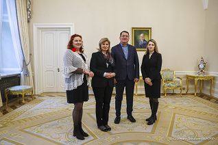 01_Agnieszka_Jedrzak_przedstawiciele_kazachstanskich_organizacji_polonijnych_20251201_4T1A4629.jpg