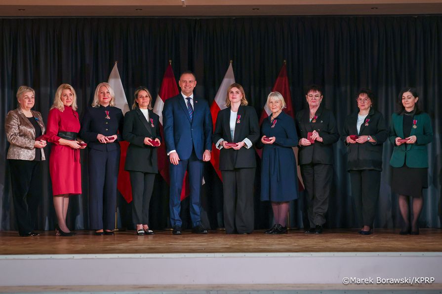 012_Prezydent Karol Nawrocki_Spotkanie z Polakami mieszkającymi na Łotwie_11-12-2025_MB2_3839.jpg